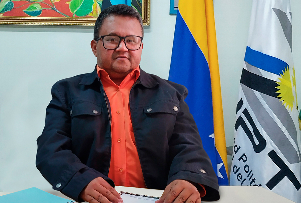 Fotografía de Dr. Carlos Alberto Nava Raga